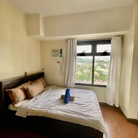 1 Bedroom With Balcony Azalea Condo