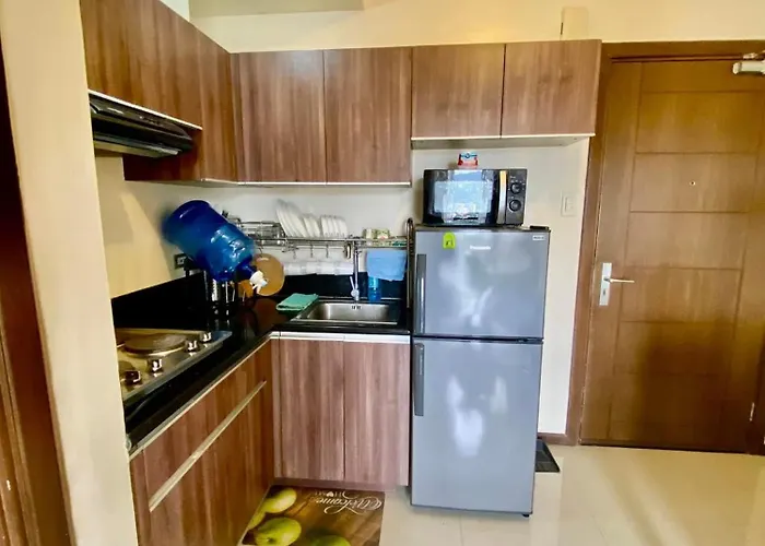 1 Bedroom With Balcony Azalea Aparthotel