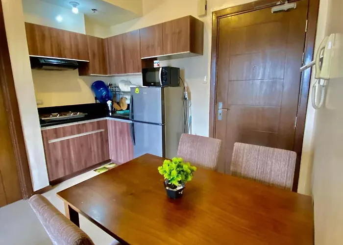 1 Bedroom With Balcony Azalea Aparthotel Cebu